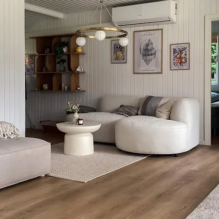 Сasa de vacaciones Home, 500m From Magleskov Huse